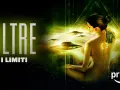 La donna nuda, con simboli luminosi sulla schiena, è circondata da UFO. Un poster per il loop film "Oltre i Limiti".