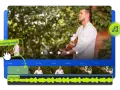 Interfaccia per creare video con musica gratis. Un uomo suona la chitarra, la timeline mostra clip video e audio.